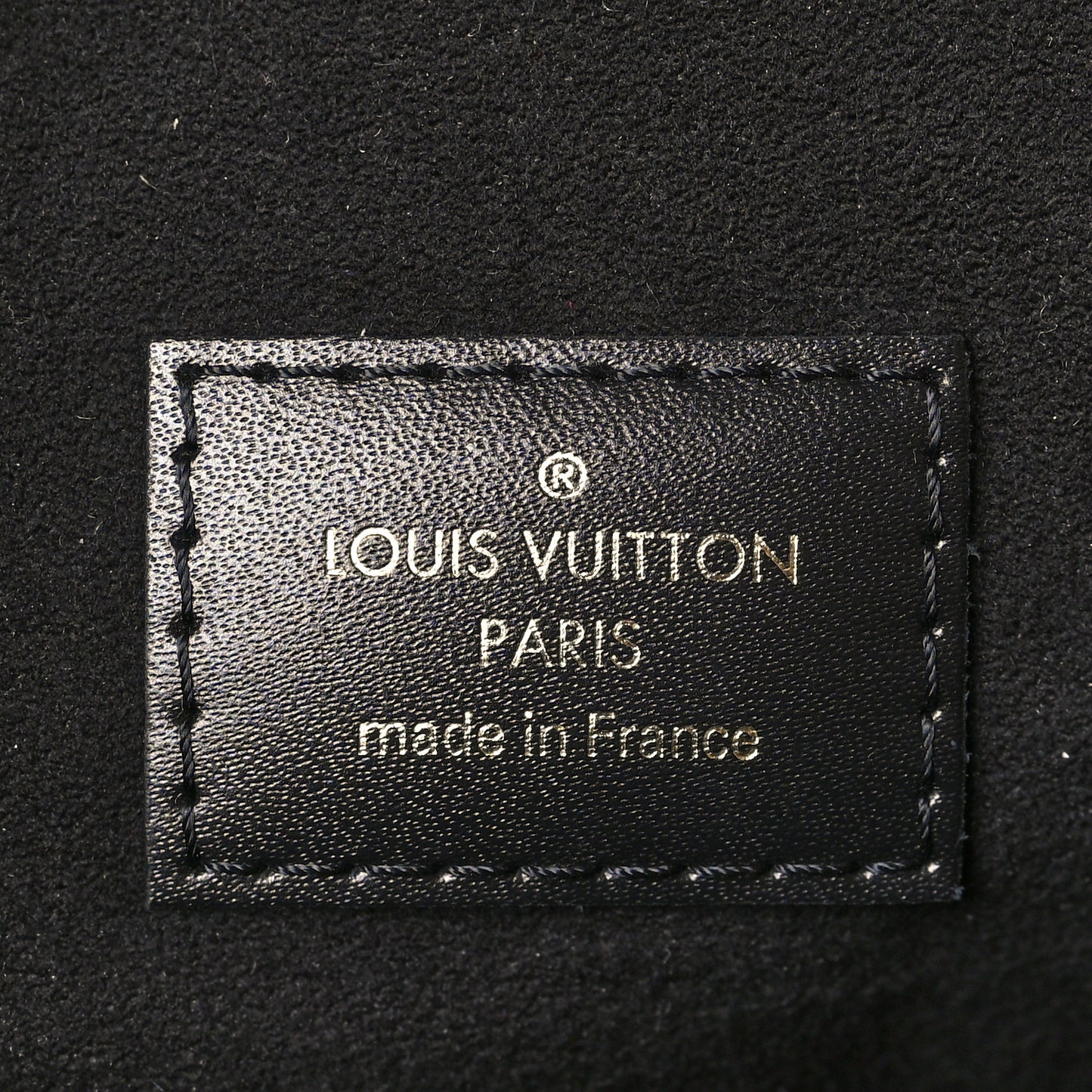 Reverse Monogram Pochette Metis