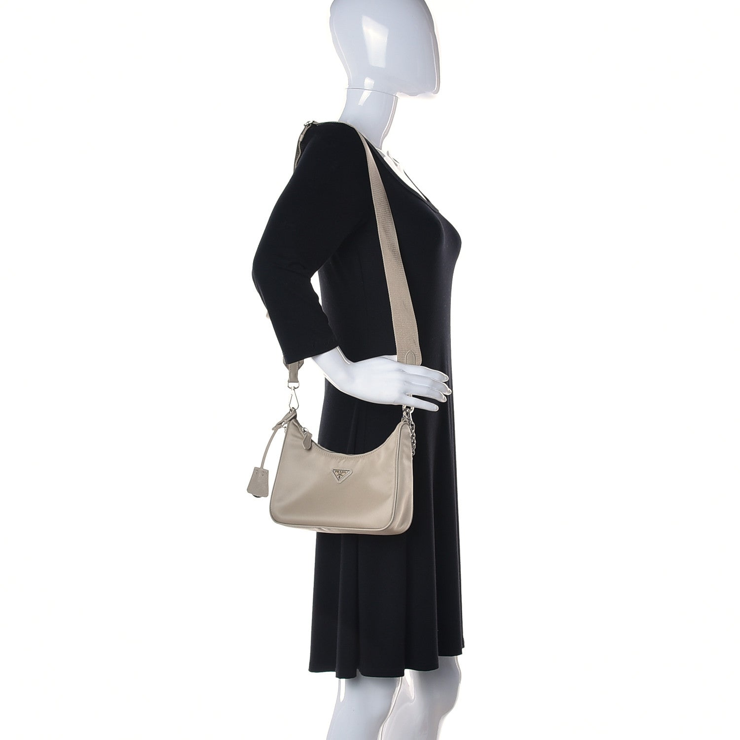 Prada Re-Nylon Saffiano Re-Edition 2005 Shoulder Bag Deserto 2 of 13