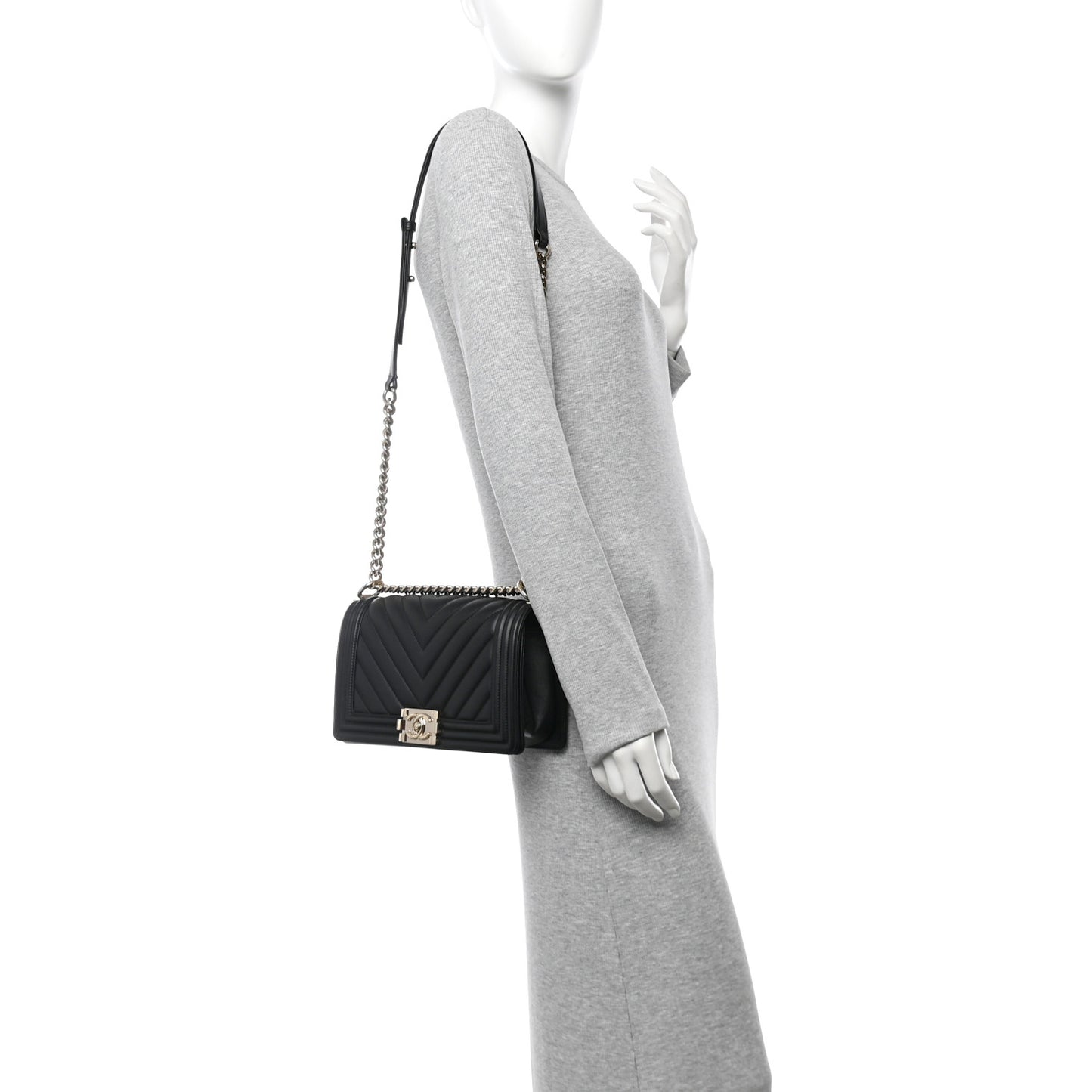 Lambskin Chevron Quilted Medium Boy Flap Black