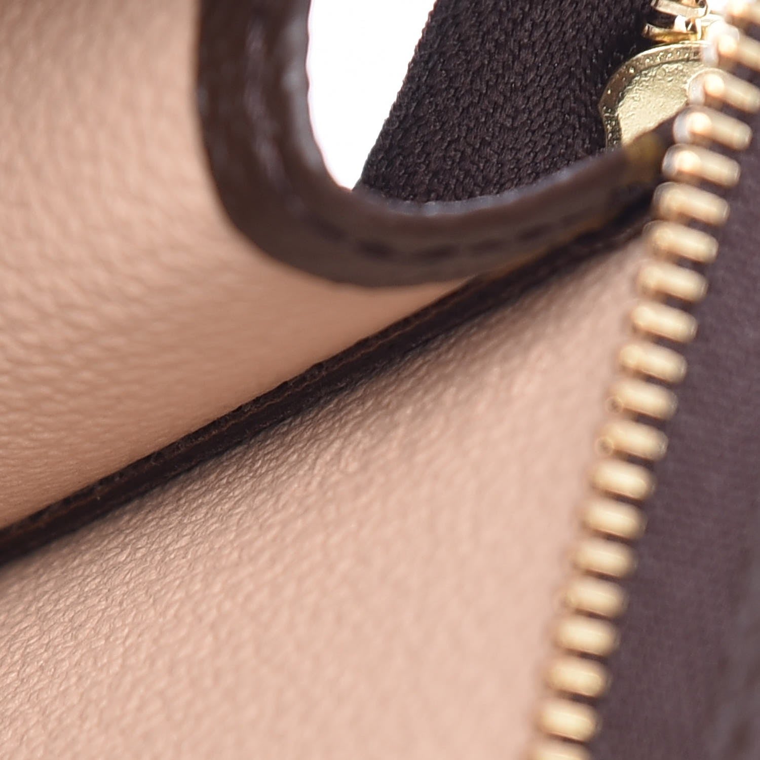 Louis Vuitton Monogram Toiletry Pouch 26 7 of 7