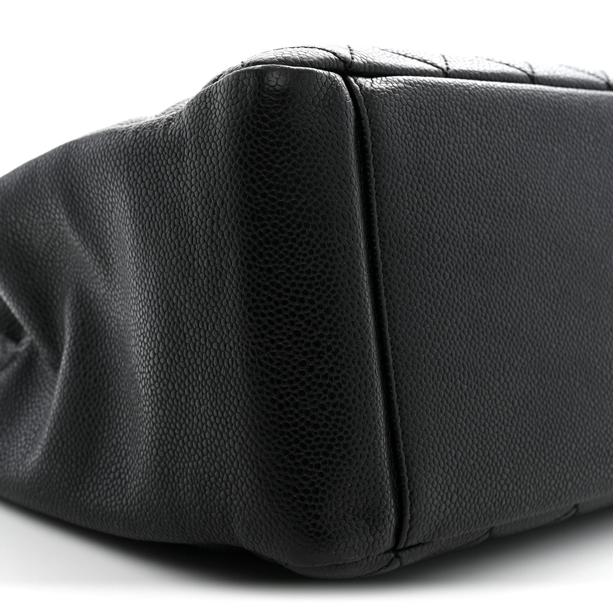 Caviar Quilted Grand Shopping Tote GST Black
