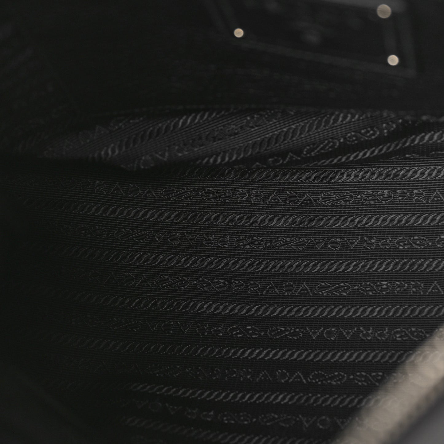 Vitello Phenix Hobo Black