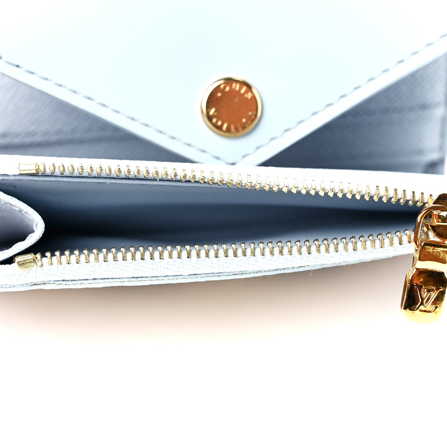 Damier Azur Zoe Wallet Olympe