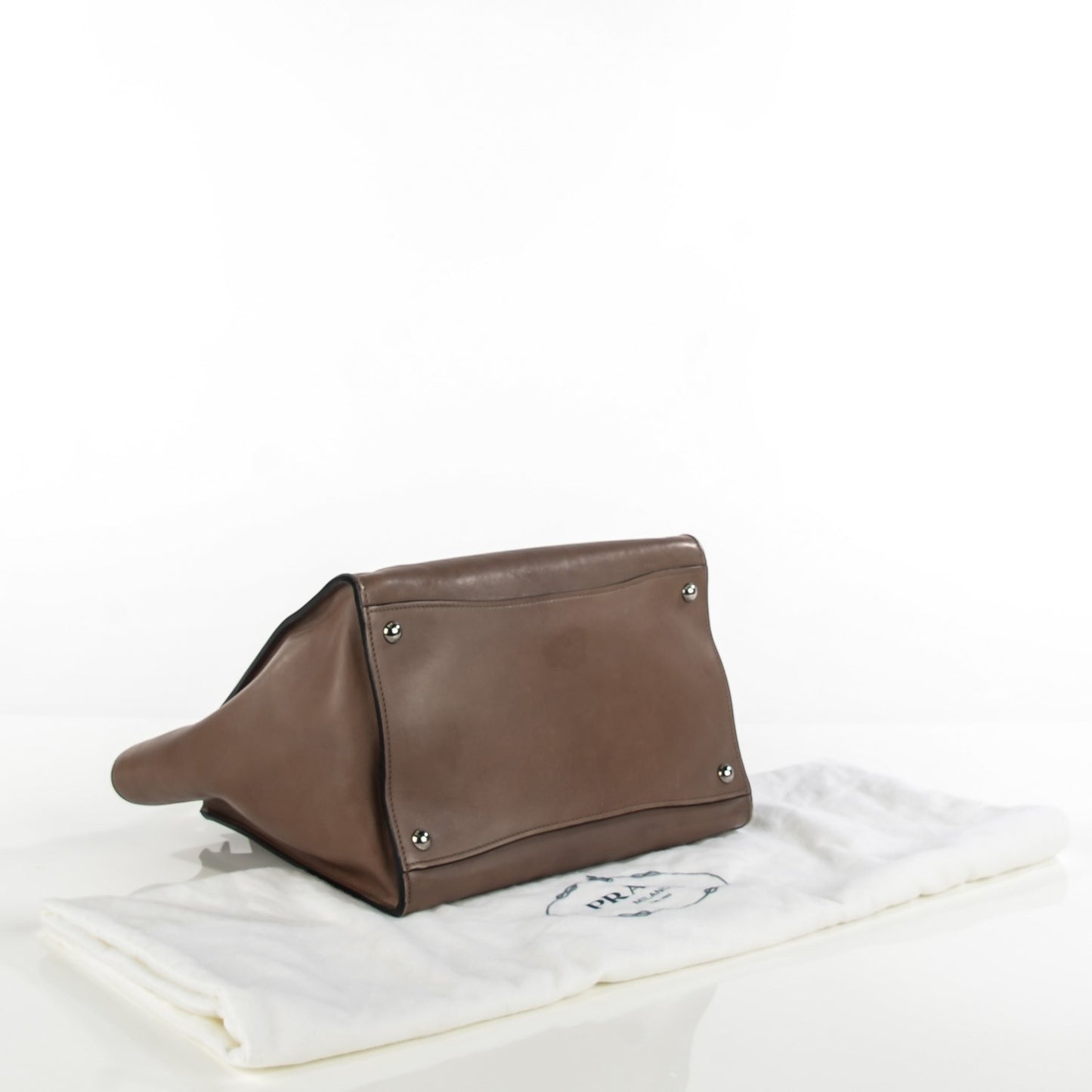 Glace Calf Twin Pocket Tote Argilla