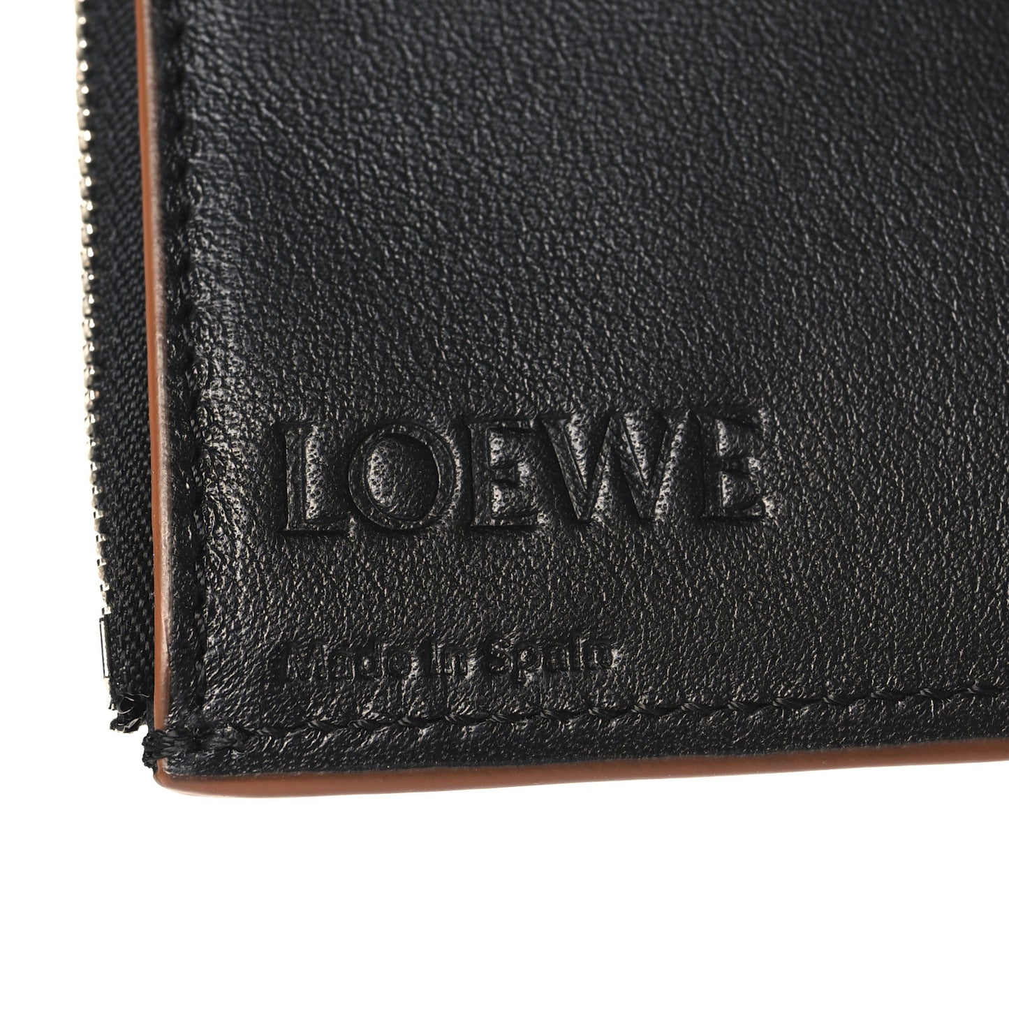 Pebble Grain Calfskin Anagram Small Vertical Wallet Black