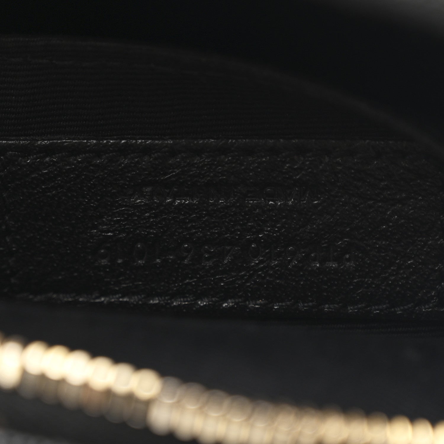 Saint Laurent Grain De Poudre Matelasse Chevron Quilted Round Vinyle Camera Bag Black 7 of 10