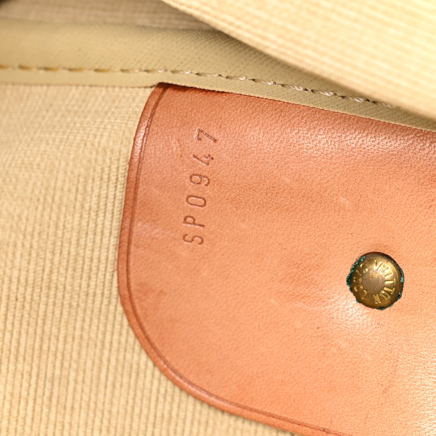 Louis Vuitton Monogram Sirius 60 6 of 11