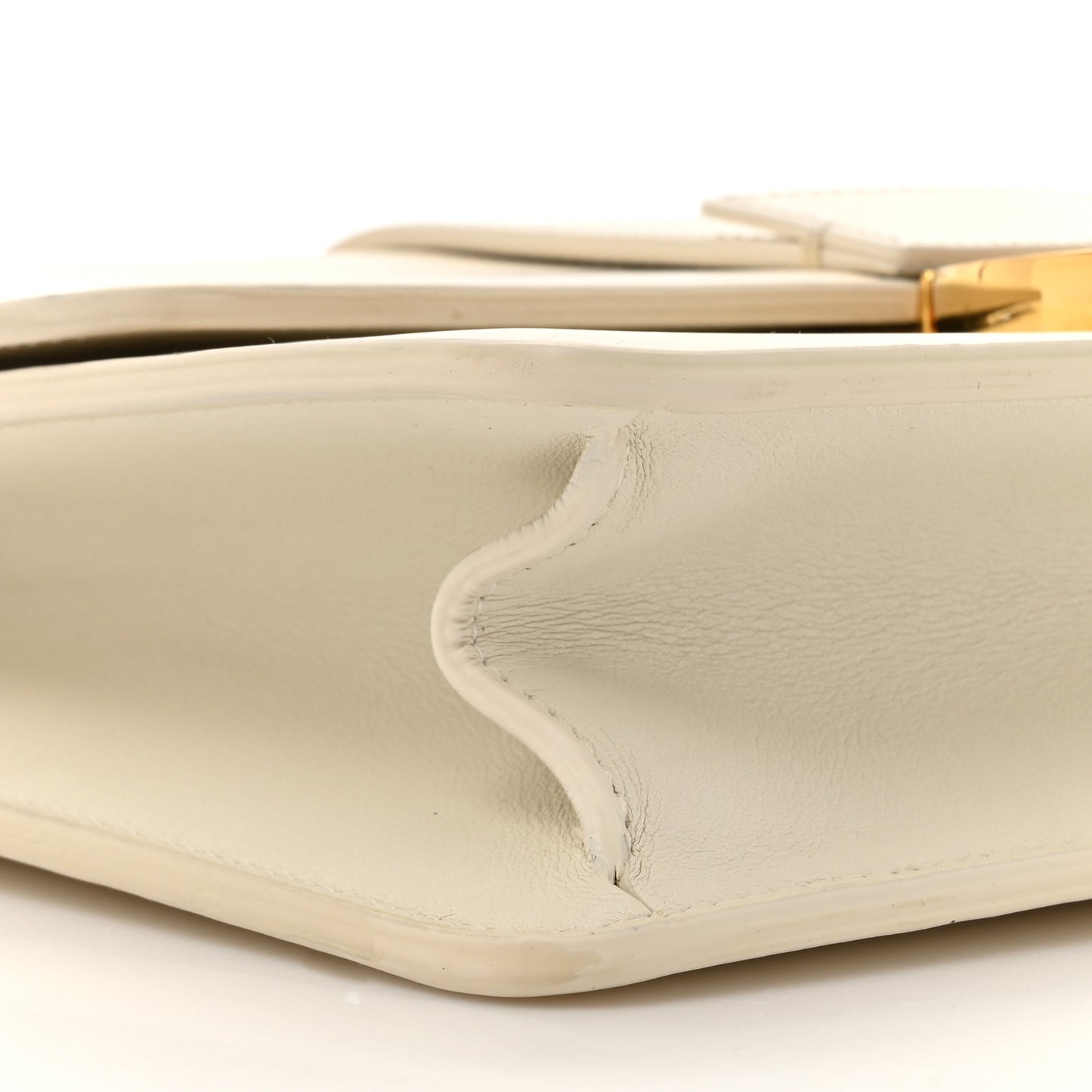 Box Calfskin 30 Montaigne Flap Bag Ivory