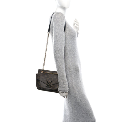 Louis Vuitton Monogram Passy 2 of 9