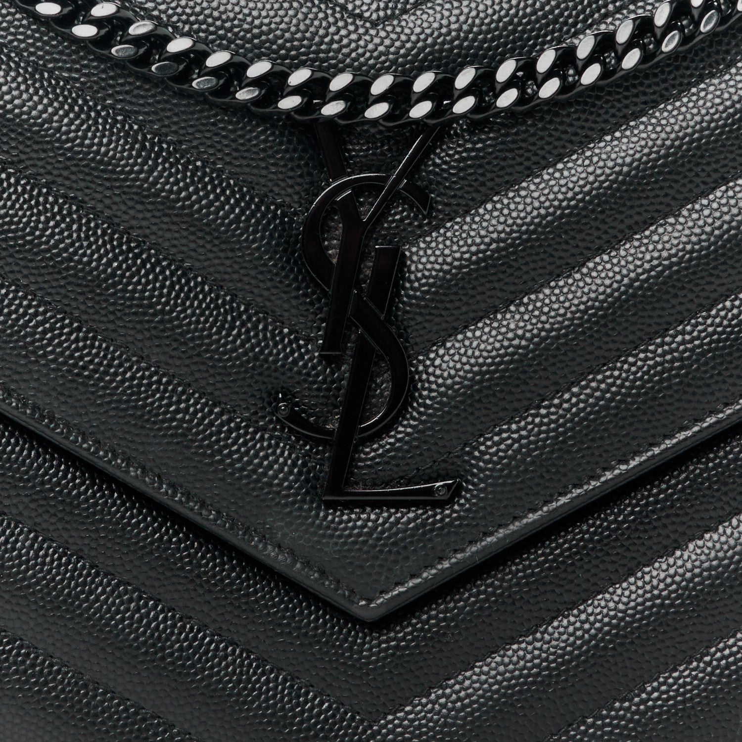 Saint Laurent Grain De Poudre Matelasse Chevron Monogram Monochrome Chain Wallet Black 8 of 10