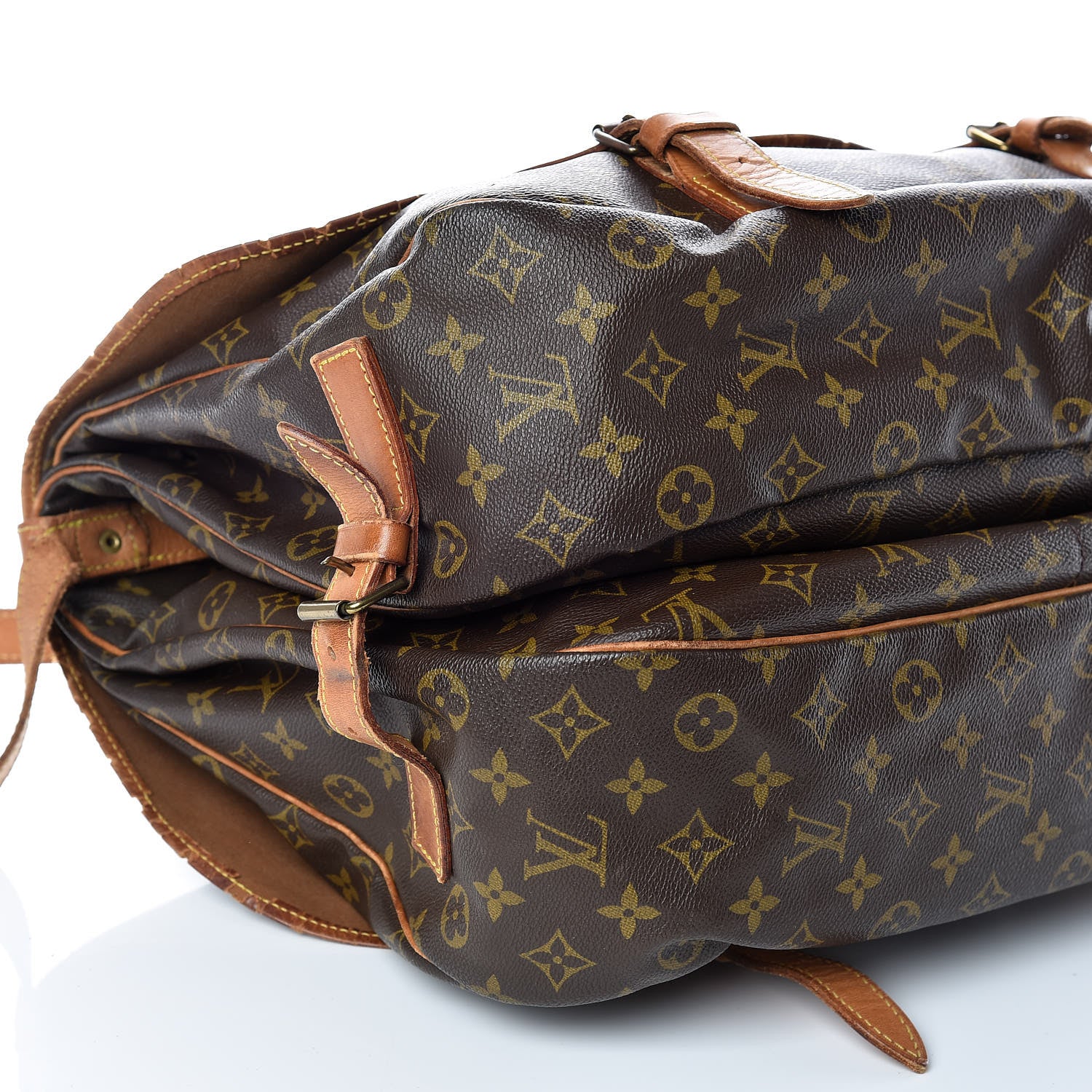 Louis Vuitton Monogram Saumur 43 5 of 33