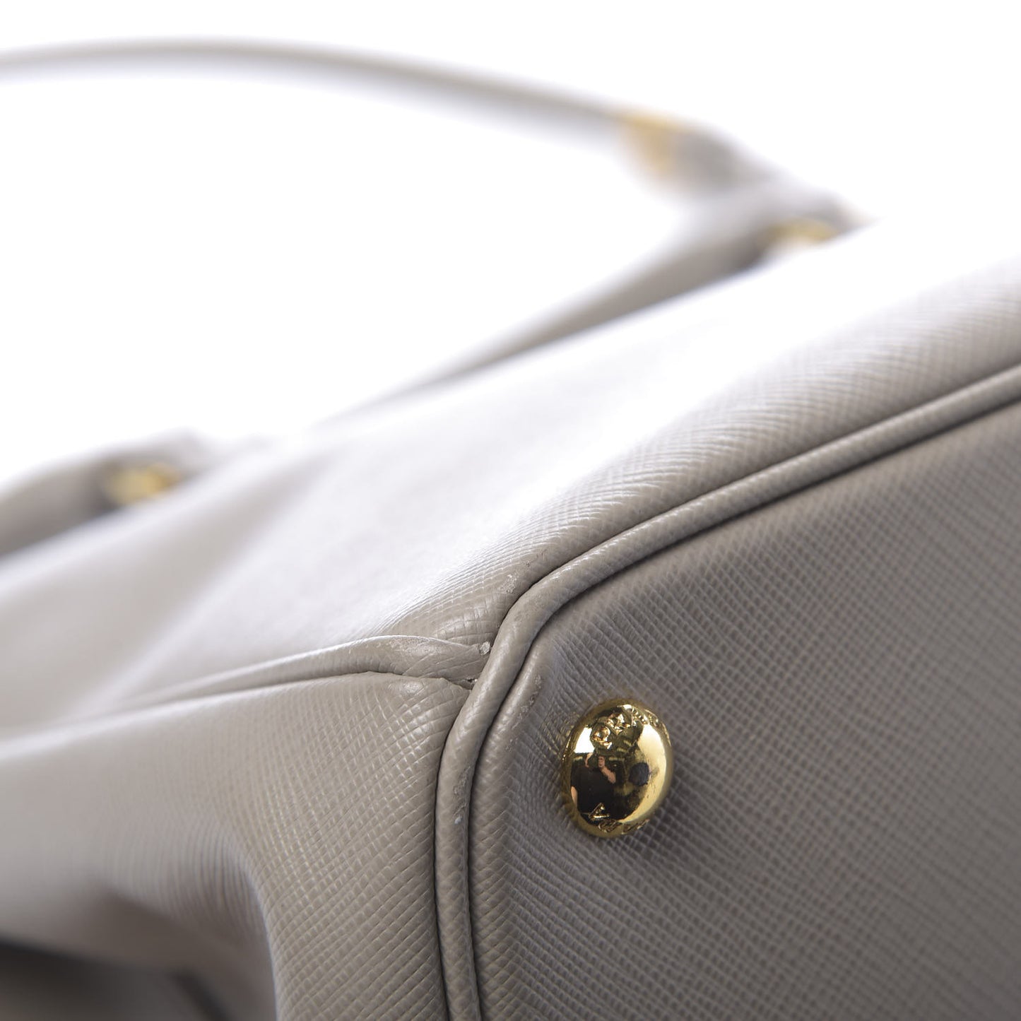 Saffiano Medium Galleria Double Zip Tote Pomice