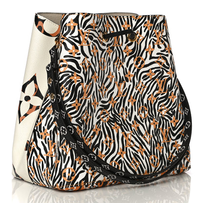 Louis Vuitton Monogram Giant Jungle NéoNoé Ivory 3 of 10