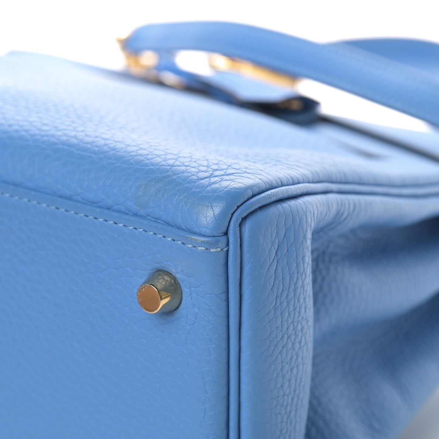 Togo Kelly Retourne 28 Bleu Paradise