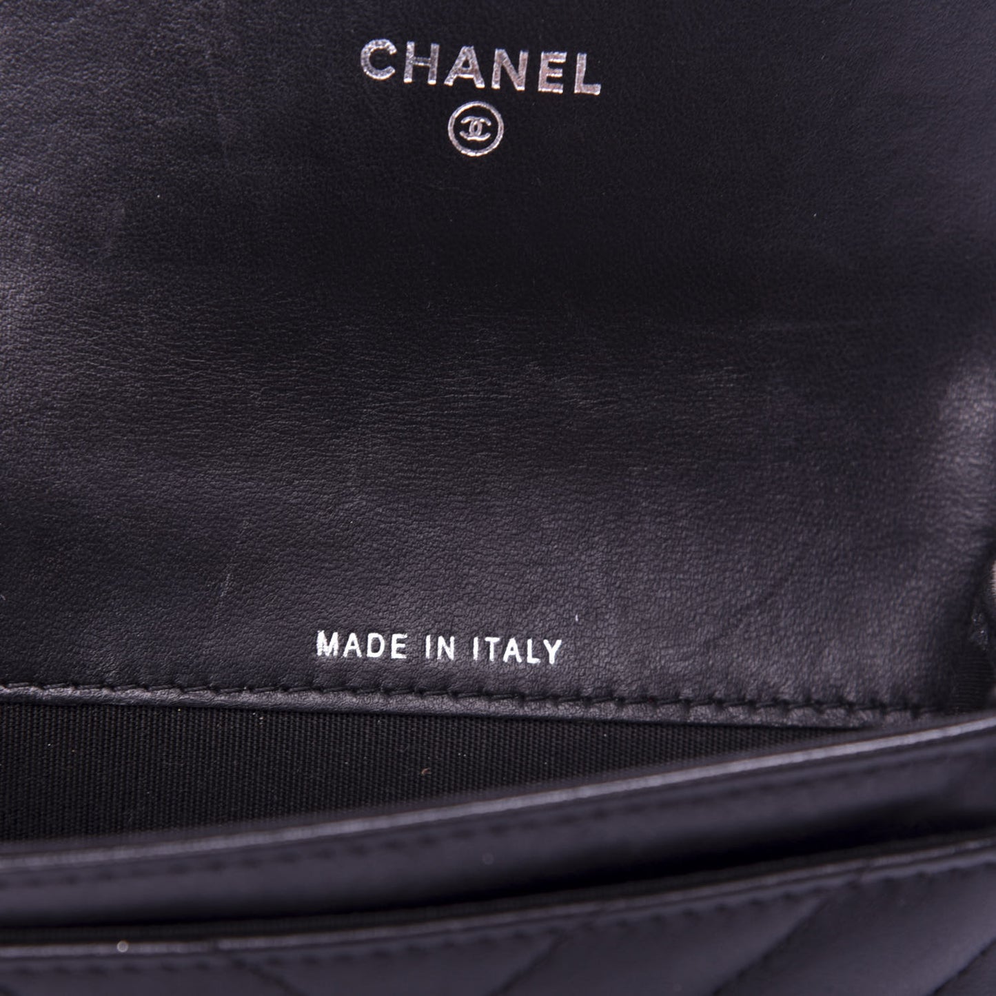 Lambskin Chevron Quilted Studded Card Holder Black