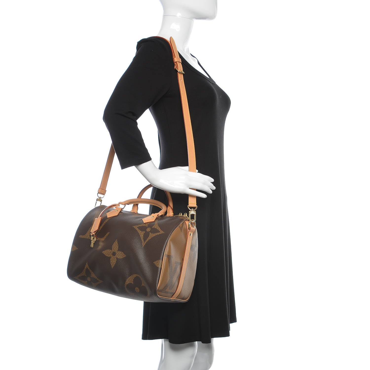 Louis Vuitton Reverse Monogram Giant Speedy Bandouliere 30 2 of 12