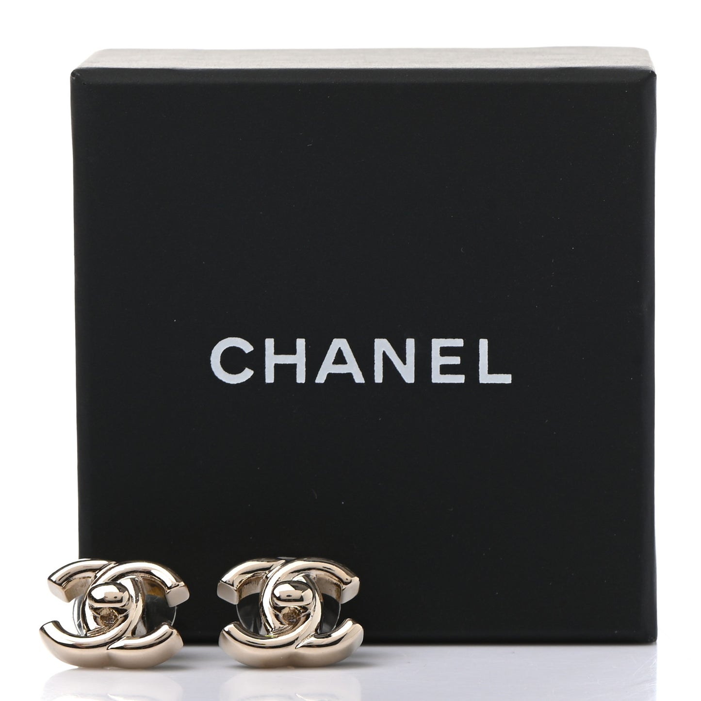 Metal CC Turnlock Earrings Gold