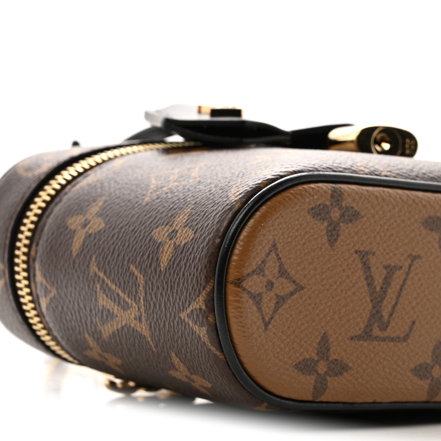 チロちゃんの断捨離  Louis Vuitton ボディバッグ Louis Vuitton Reverse Monogram Vanity Chain Pouch 1845176