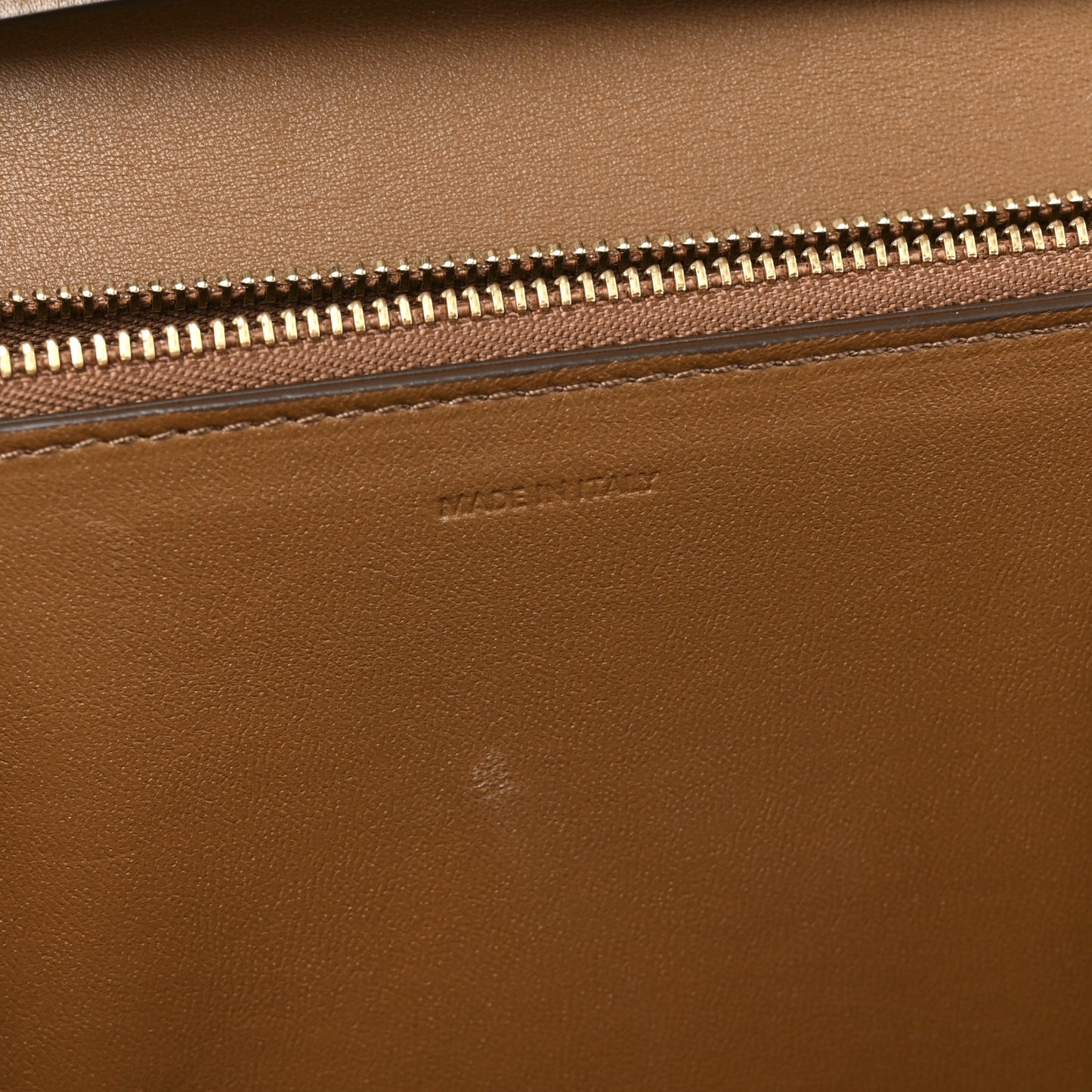 Box Calfskin Medium Classic Box Flap Bag Camel