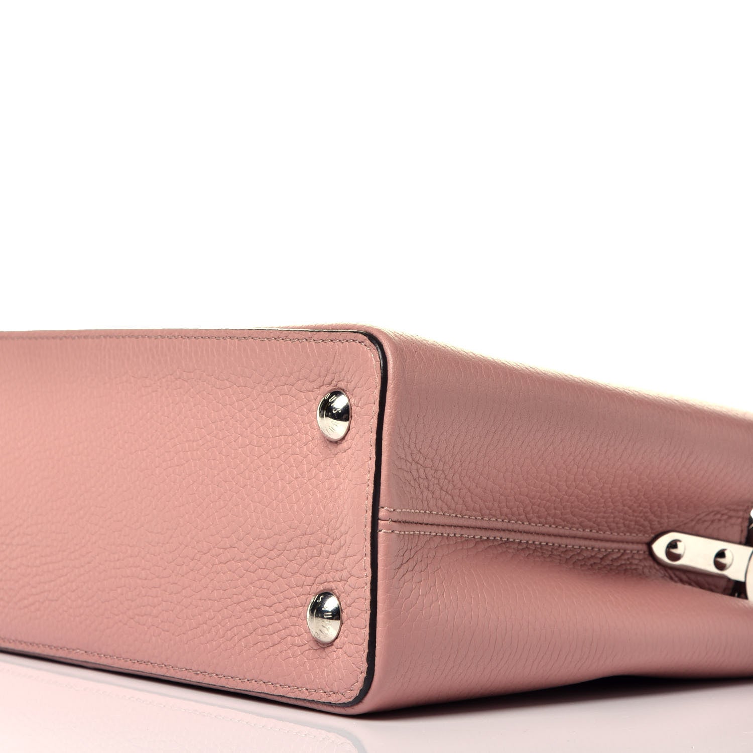 Louis Vuitton Taurillon Capucines PM Magnolia 9 of 9