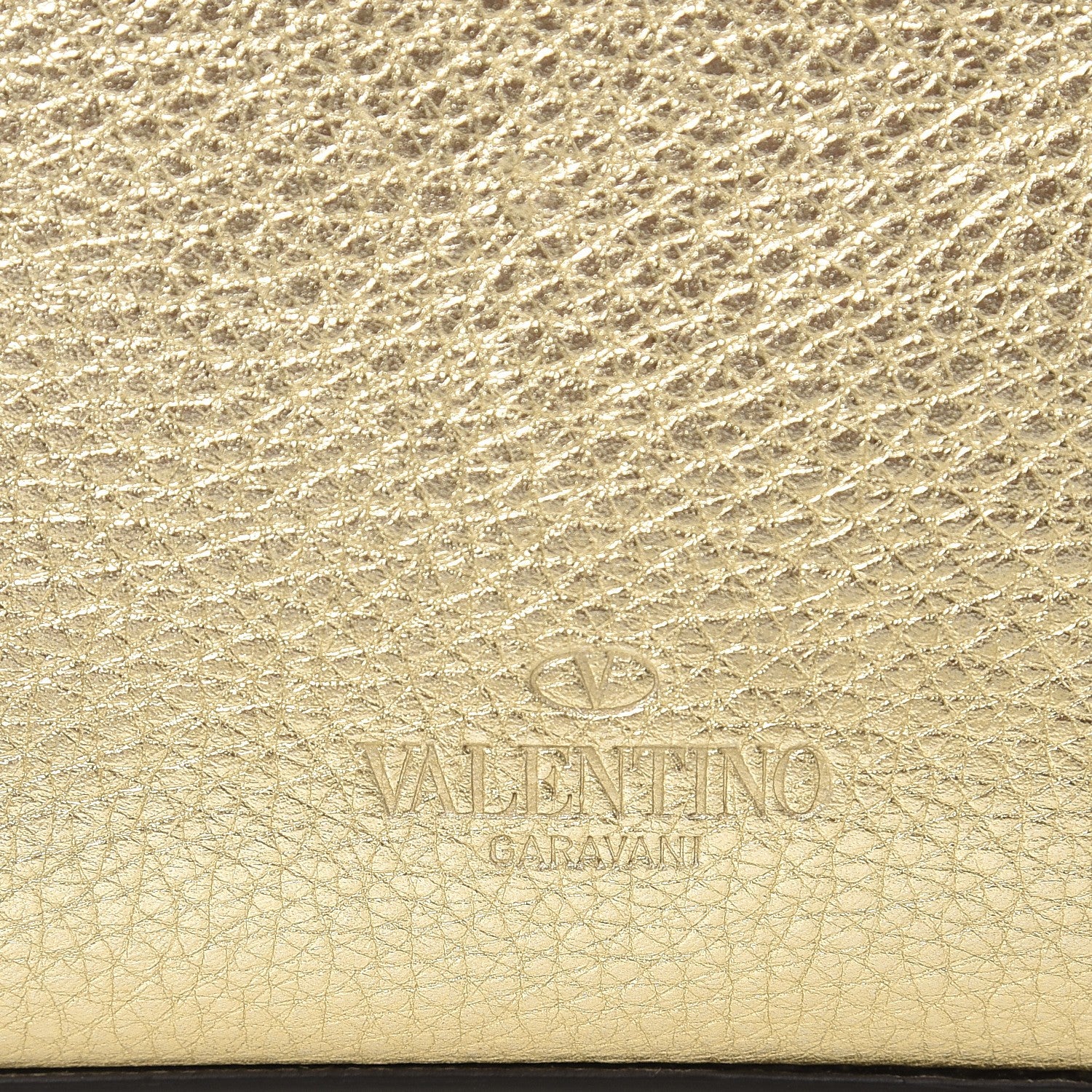 Valentino Garavani Metallic Pebbled Calfskin Medium Rockstud Flip Lock Crossbody Bag Platino 7 of 7