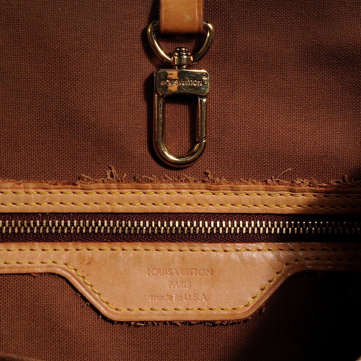 Louis Vuitton Monogram Batignolles Vertical 6 of 7