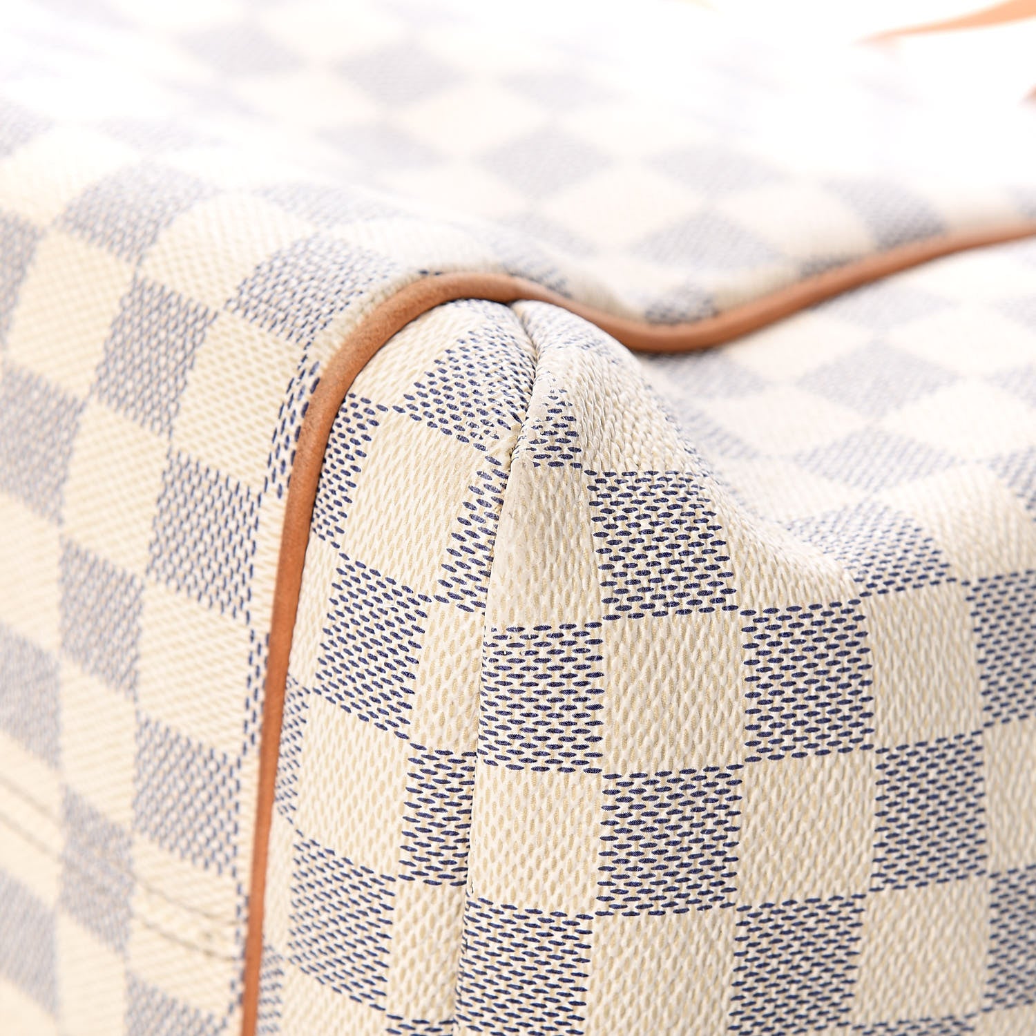Louis Vuitton Damier Azur Totally MM 16 of 16