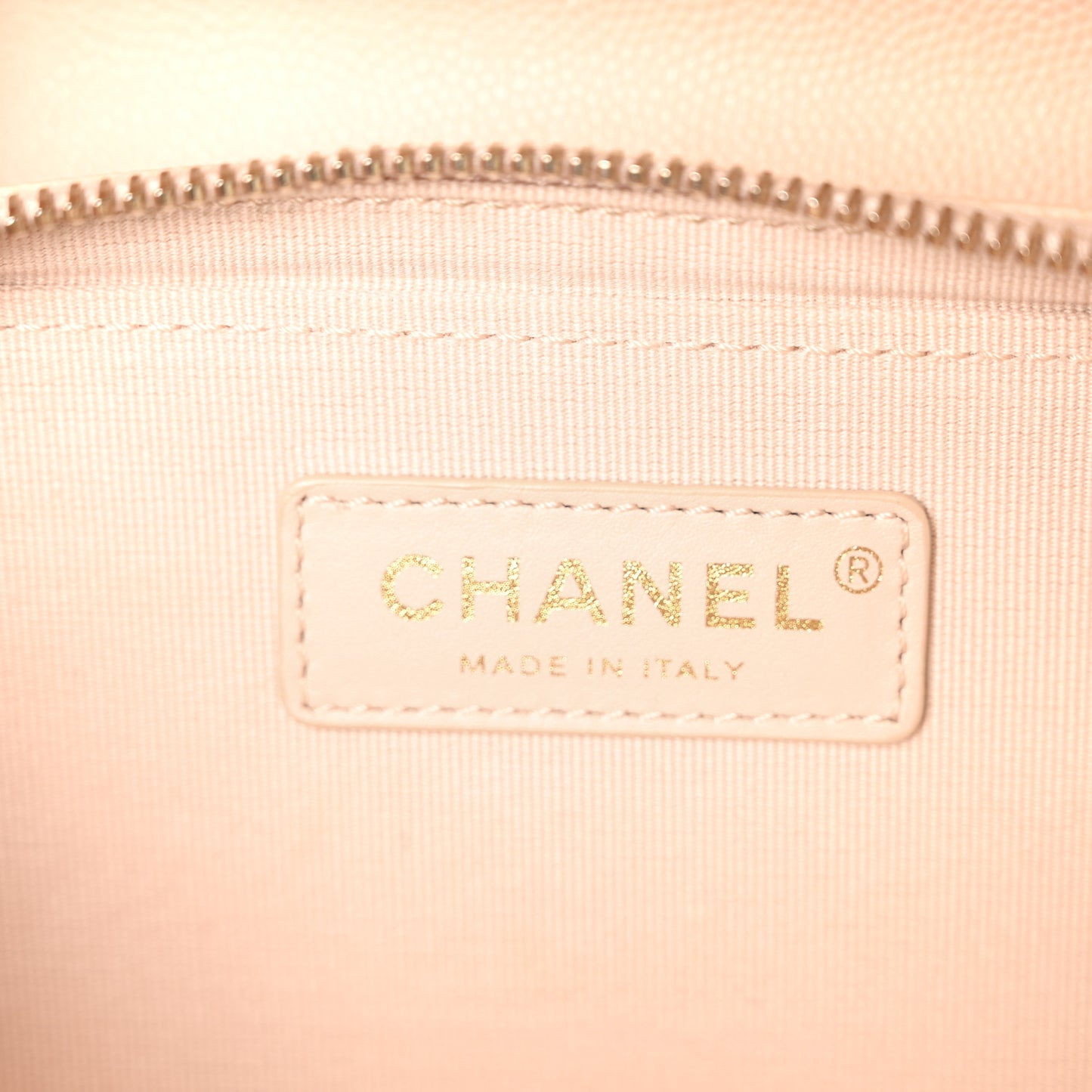 Caviar Quilted Large Like A Wallet Flap Light Beige