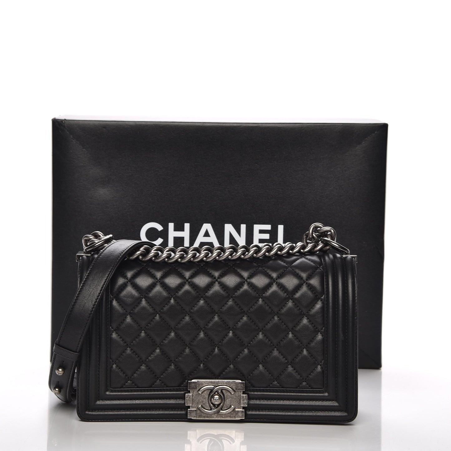Calfskin Quilted Medium Boy Flap Black