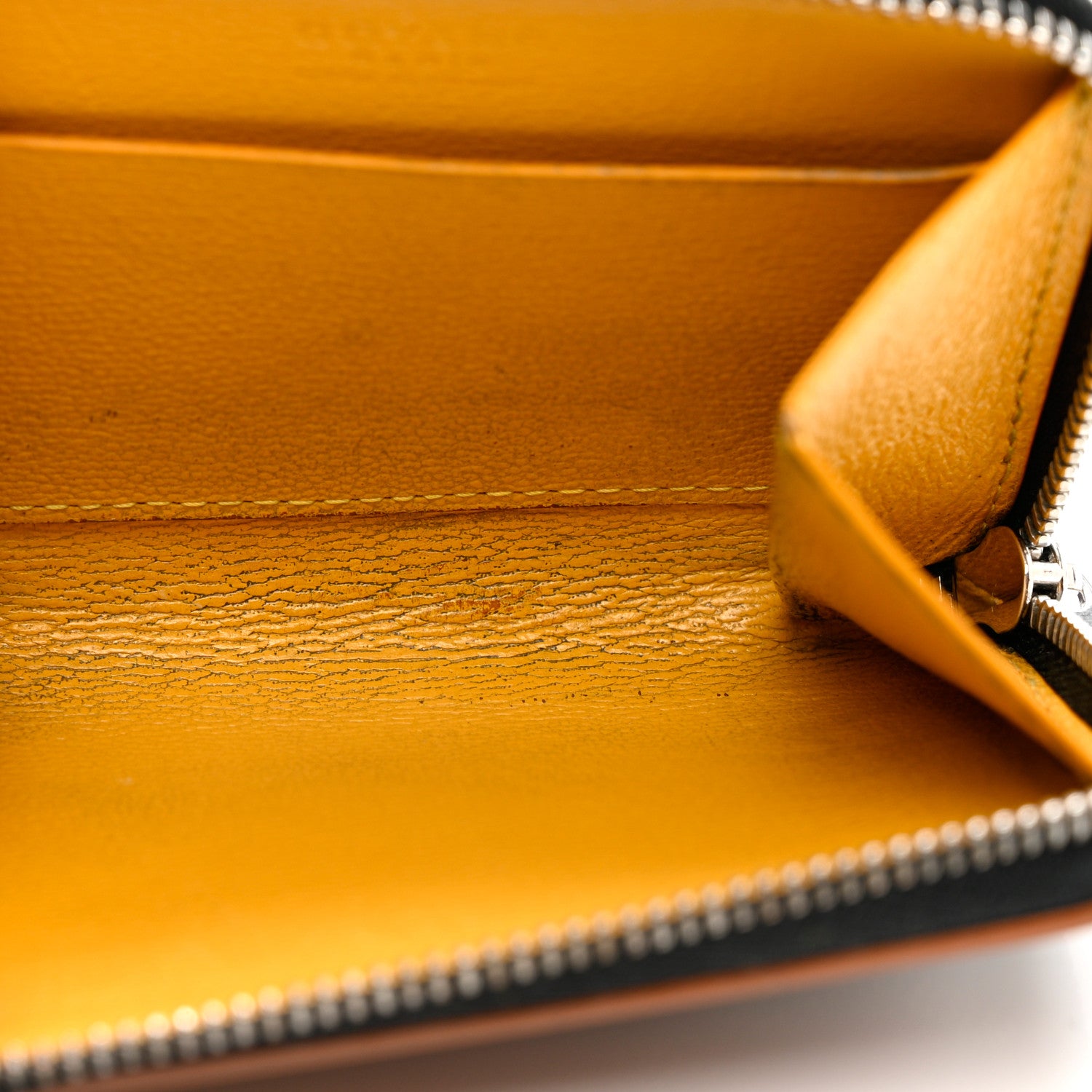 Goyard Goyardine Matignon Porte Monnaei Wallet Black Gold 4 of 6