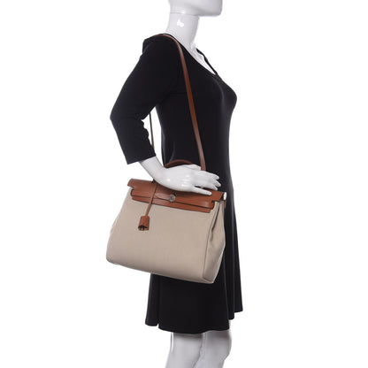Hermes Vache Hunter Criss Viking Herbag Zip Retourne 31 PM Beton Fauve 2 of 10