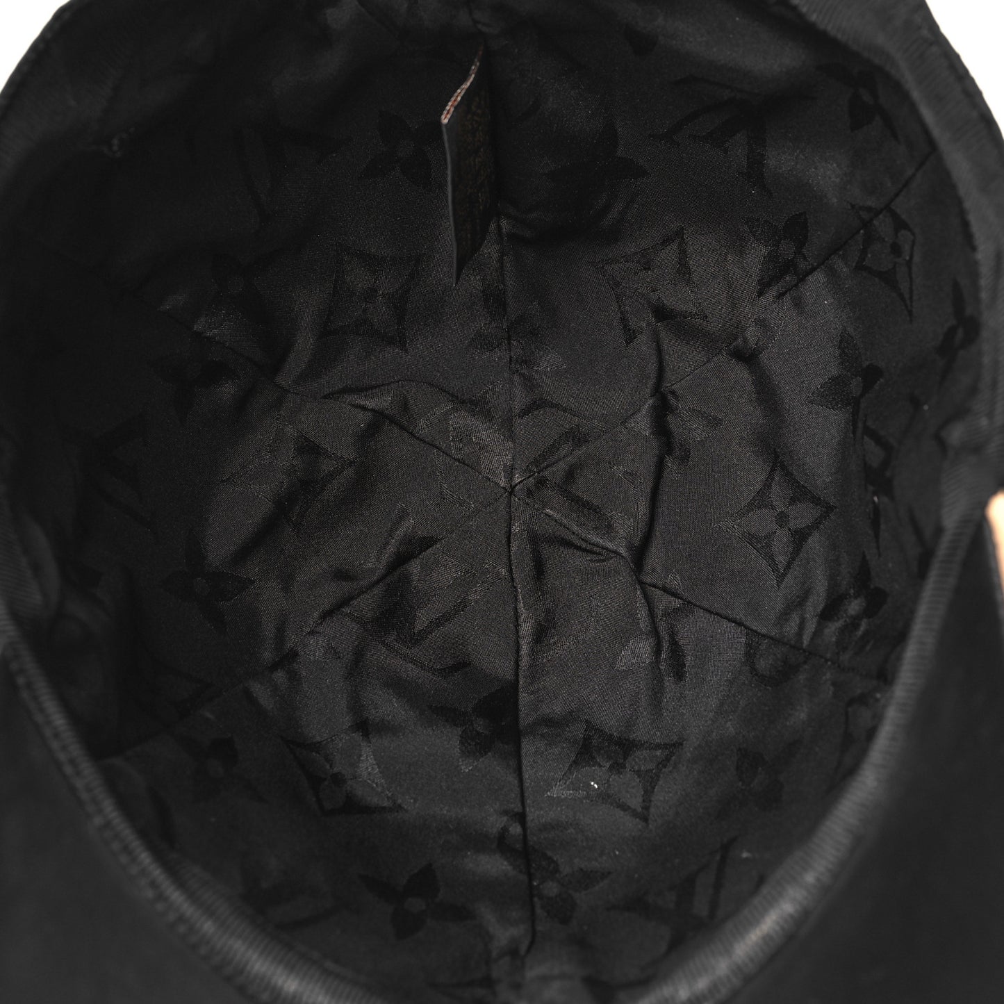 Polyester Silk Monogram LV Get Ready Cap M Black