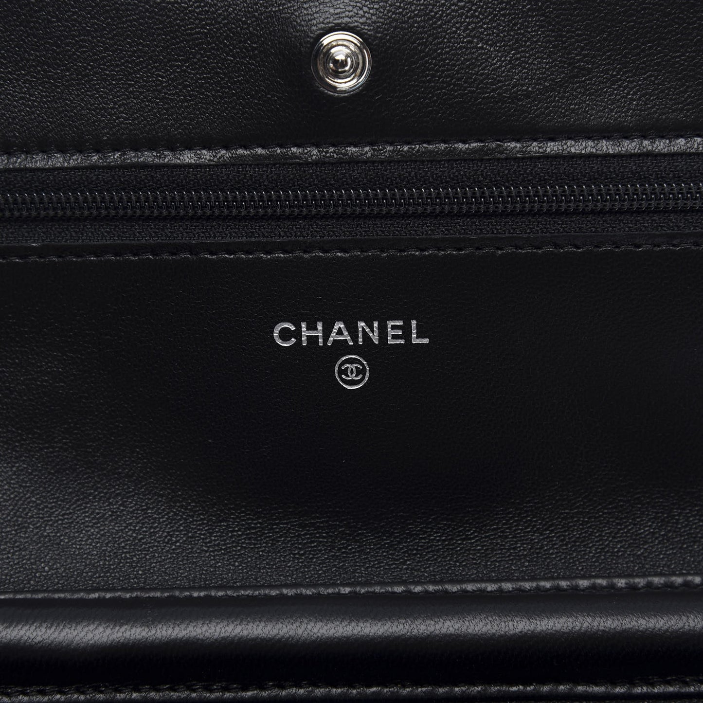 Lambskin Quilted Wallet On Chain WOC Black