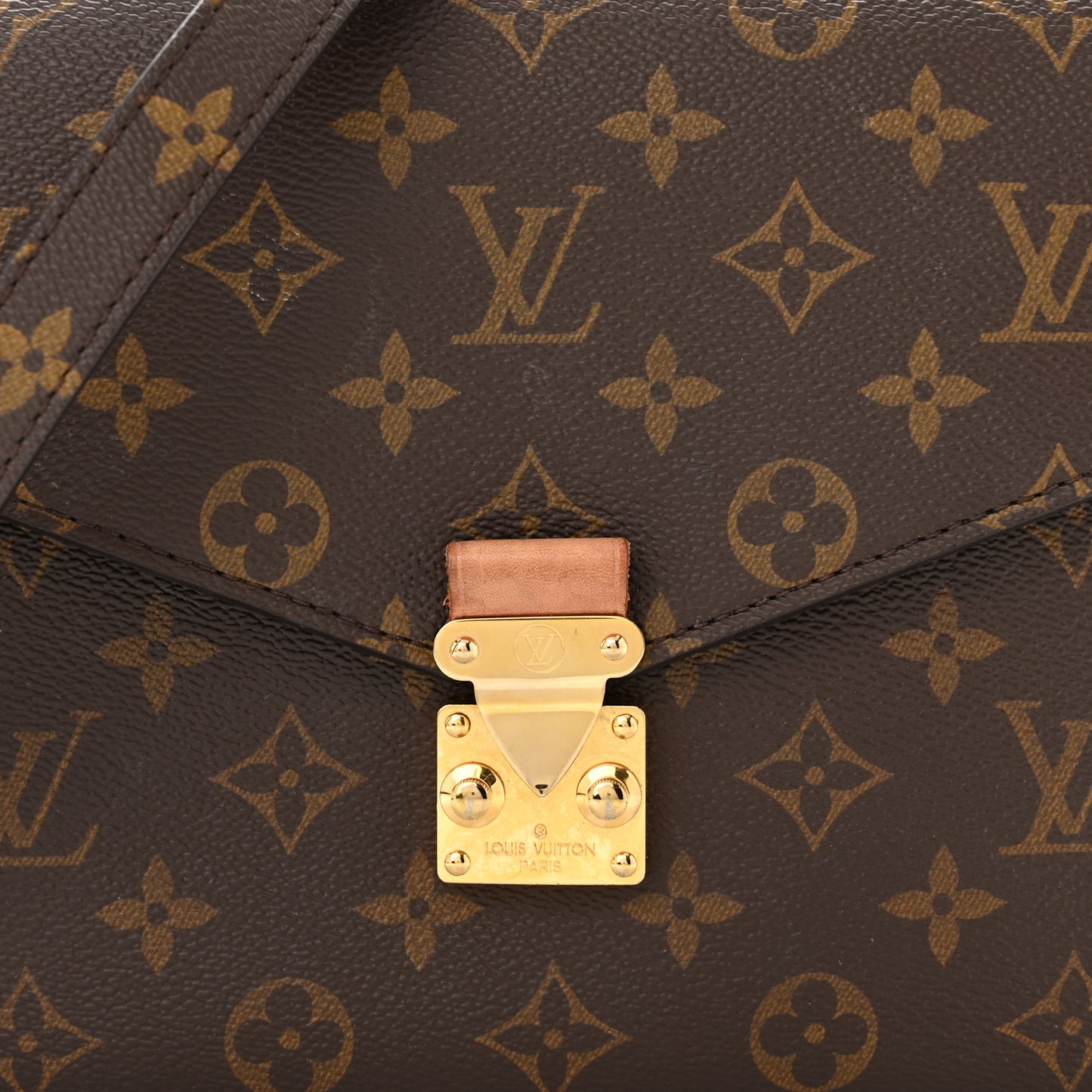 Monogram Pochette Metis