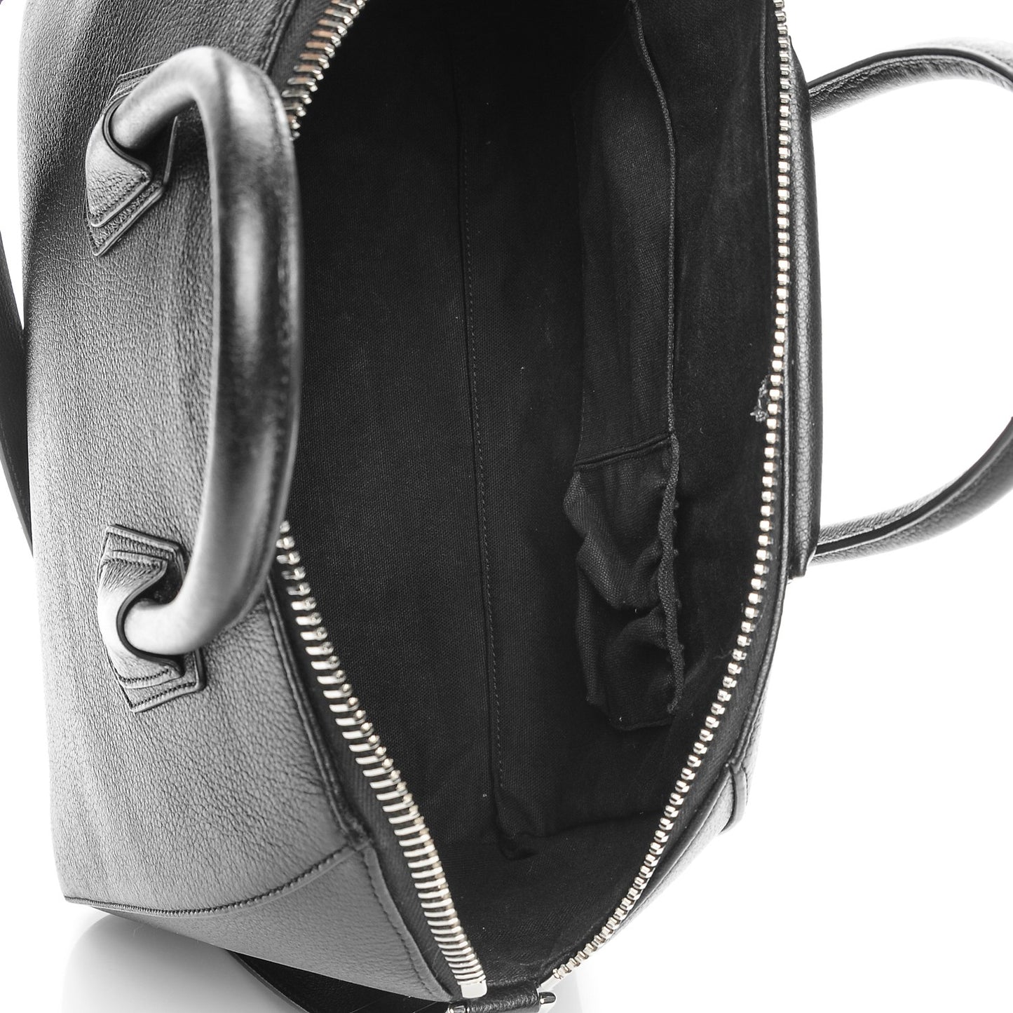 Sugar Goatskin Medium Antigona Black