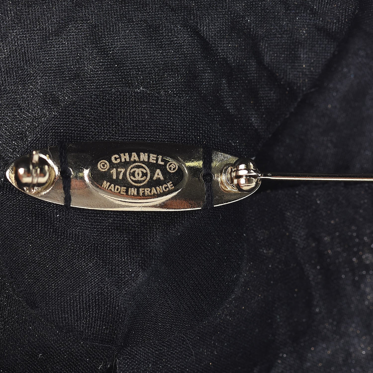 Chanel Metallic Tweed Camellia Brooch Gold Black 4 of 5
