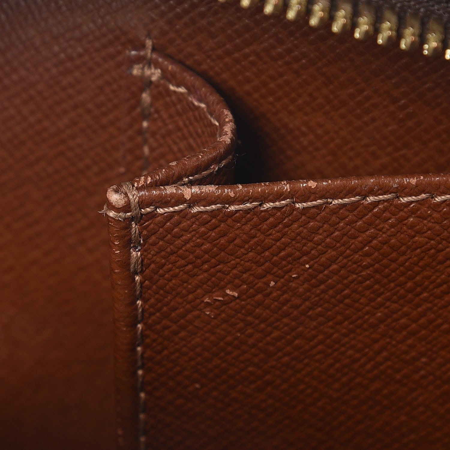 Louis Vuitton Monogram Cite MM 9 of 15