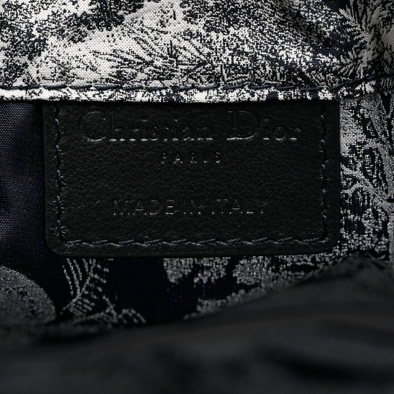 Christian Dior Technical Fabric Embroidered Toile De Jouy Sauvage DiorTravel Pouch Blue 6 of 7