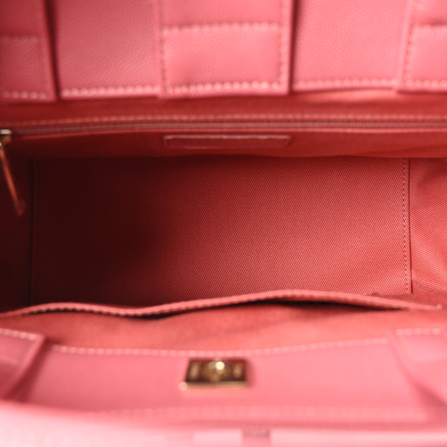 Caviar Quilted Small Business Affinity Shopping Bag Pink