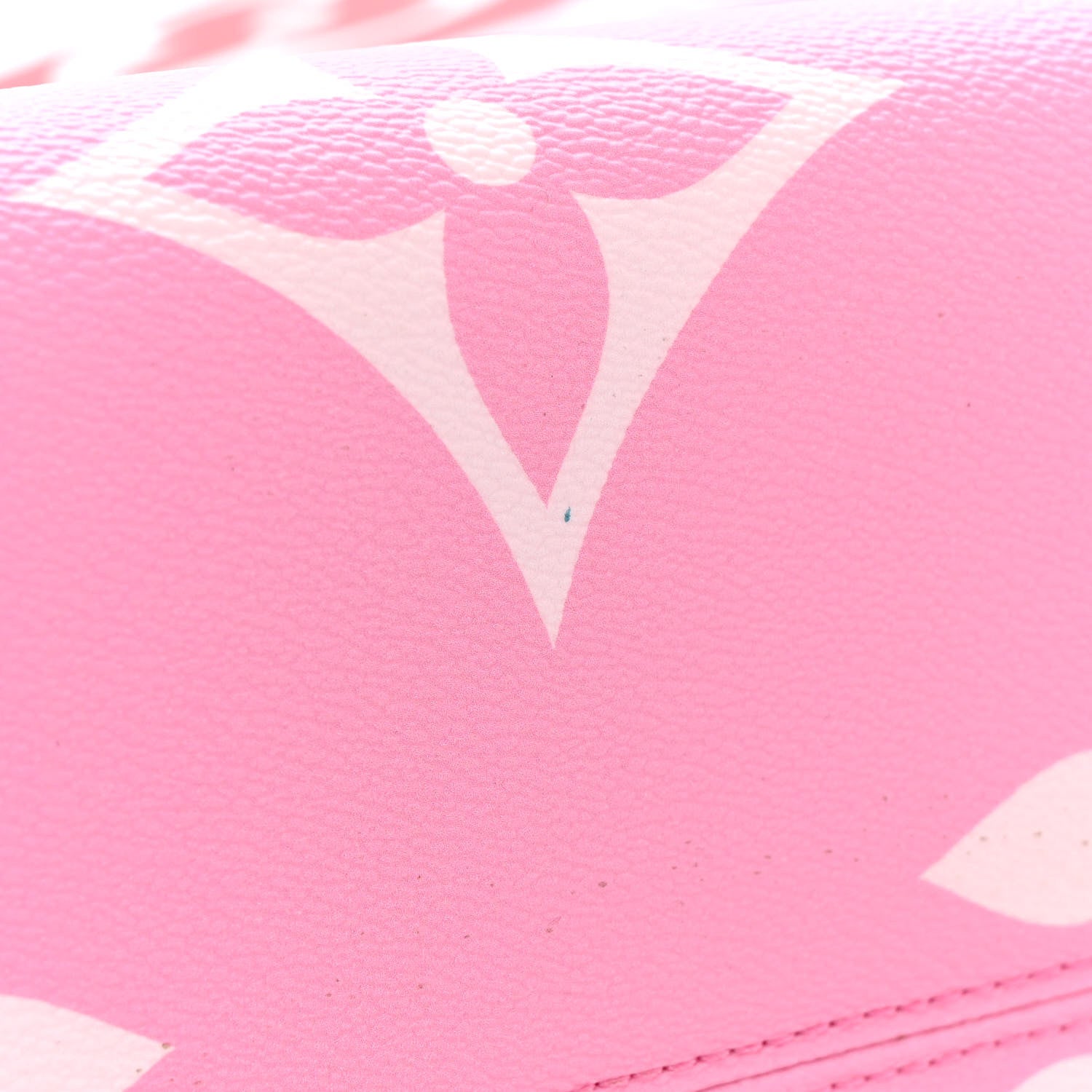 Louis Vuitton Monogram Escale Onthego GM Rouge 13 of 13