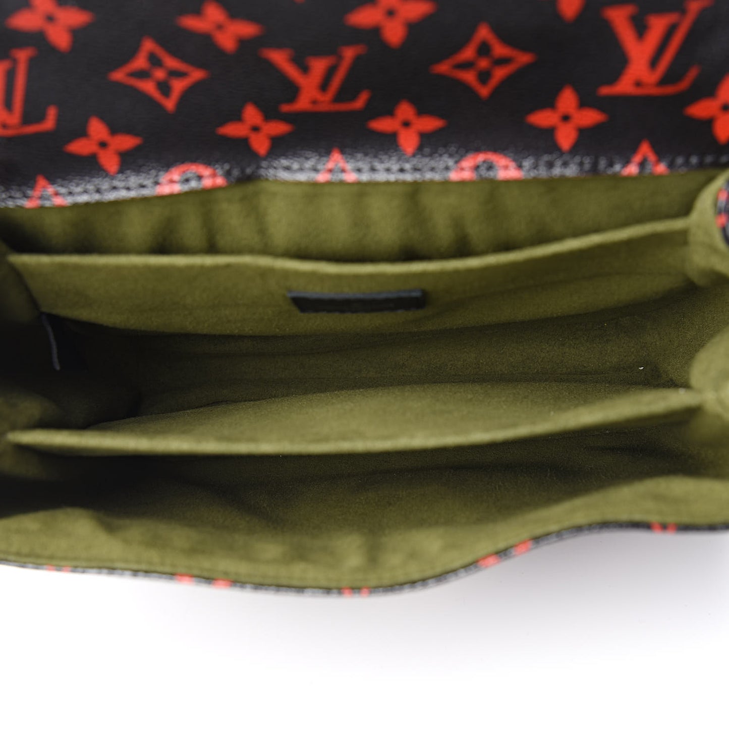 Monogram Infrarouge Pochette Metis