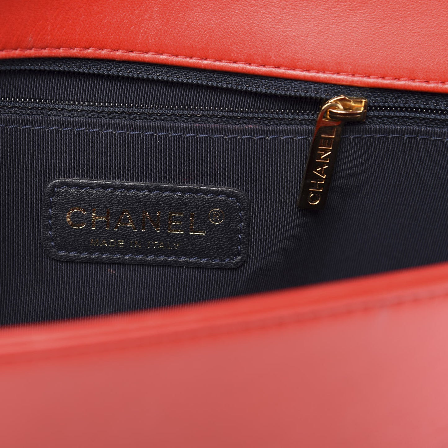 Lambskin Embossed New Medium Boy Cube Flap Red