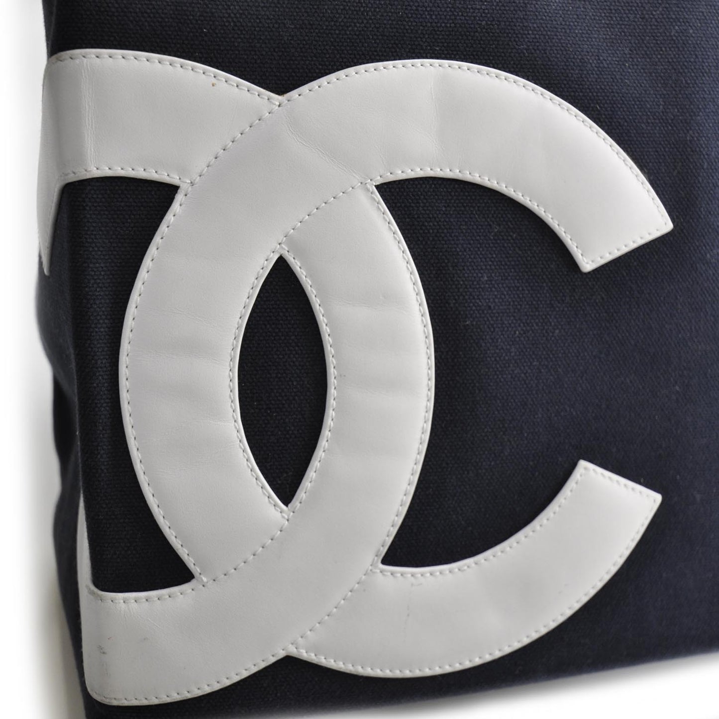 N°5 Foil Quilted Shopping Tote