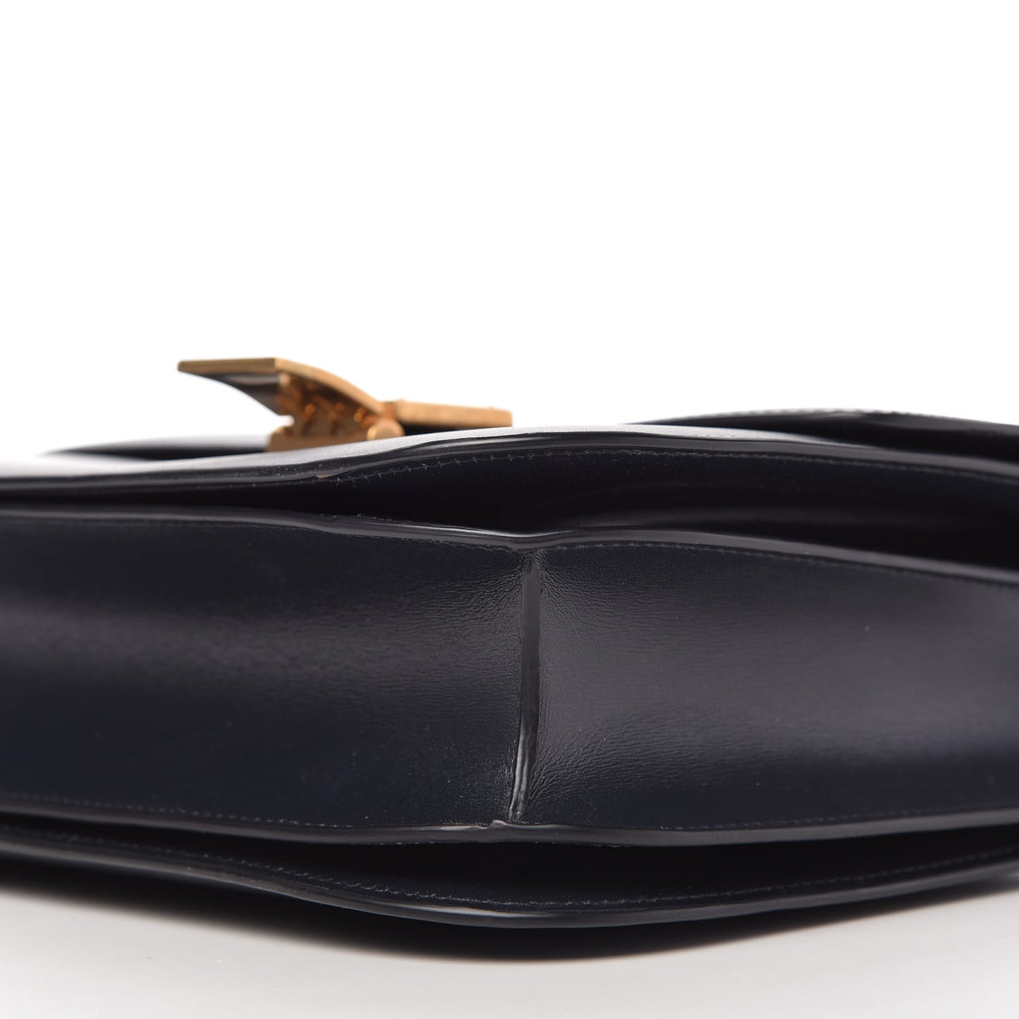 Box Calfskin Medium Classic Box Flap Bag Navy