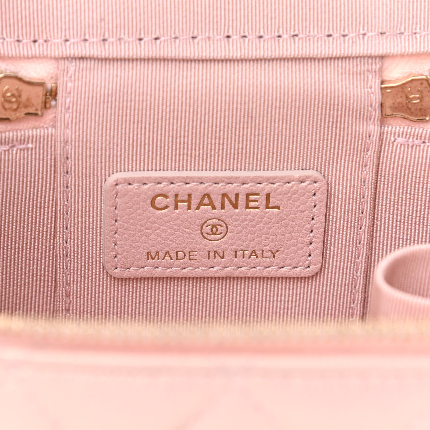Chanel Iridescent Caviar Quilted Mini Pearl On Top Vanity Case With Chain Light Pink 6 of 11