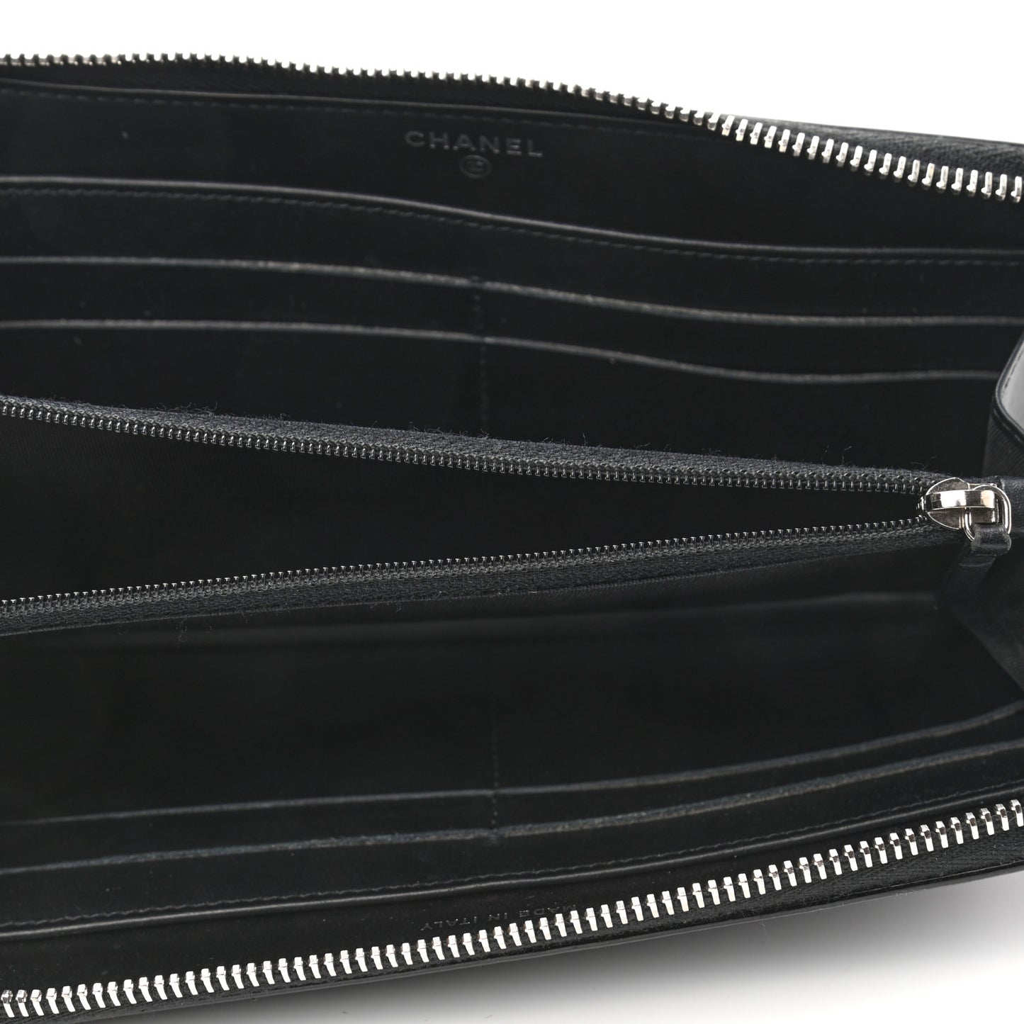 Caviar Patent Small CC Contour Zip Around Wallet Black