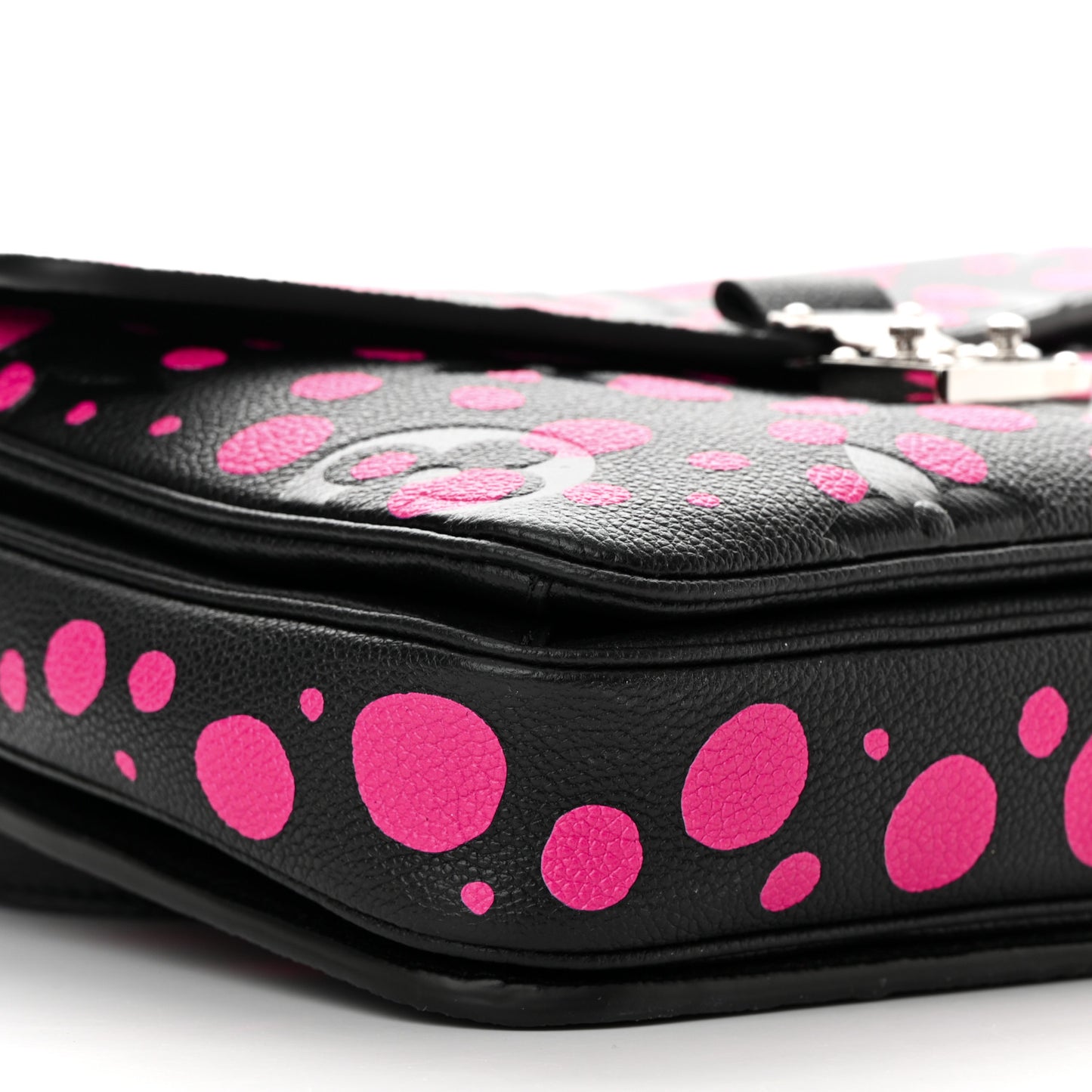 LV x YK Empreinte Monogram Giant Pochette Metis Black Fuchsia