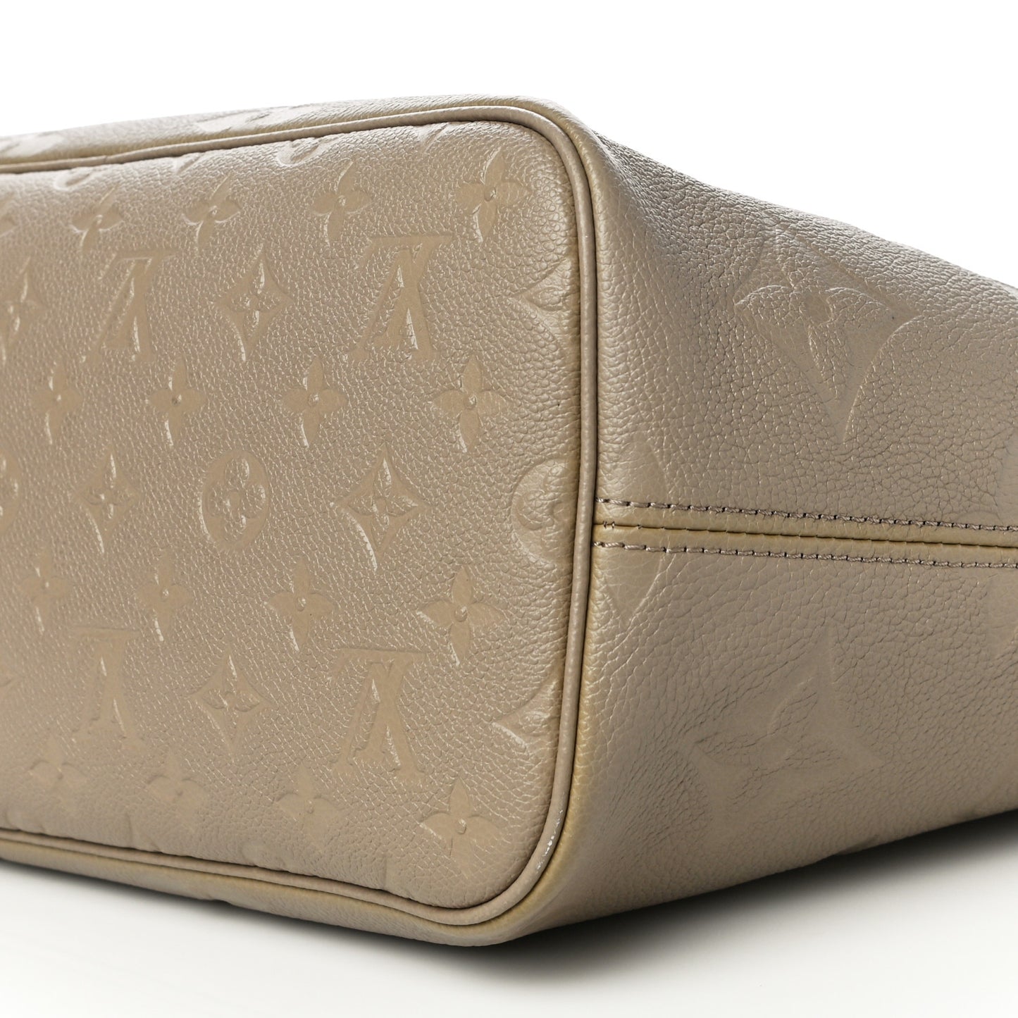 Empreinte Monogram Giant Neverfull MM Tourterelle