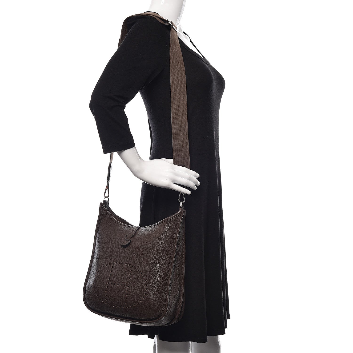 Hermes Taurillon Clemence Evelyne III PM Chocolate 2 of 10