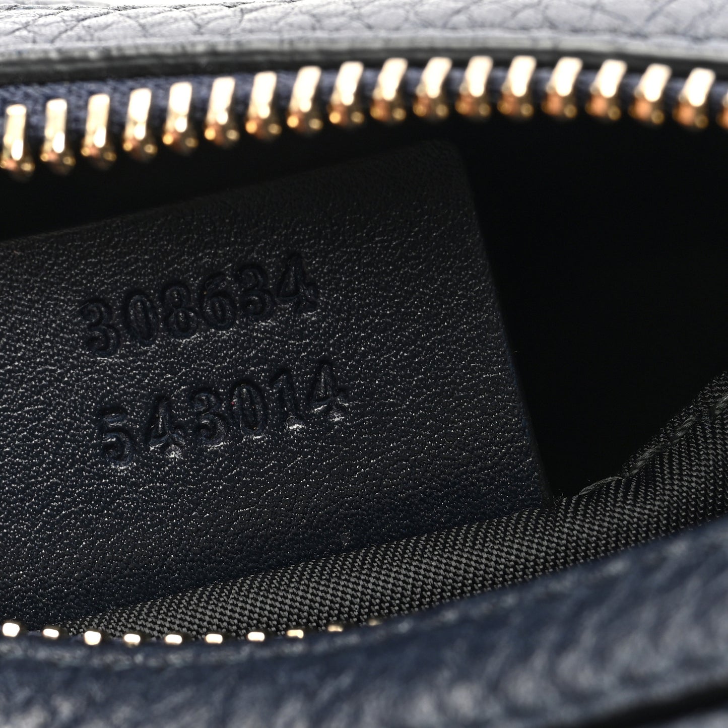 Pebbled Calfskin Soho Small Cosmetic Case Blue